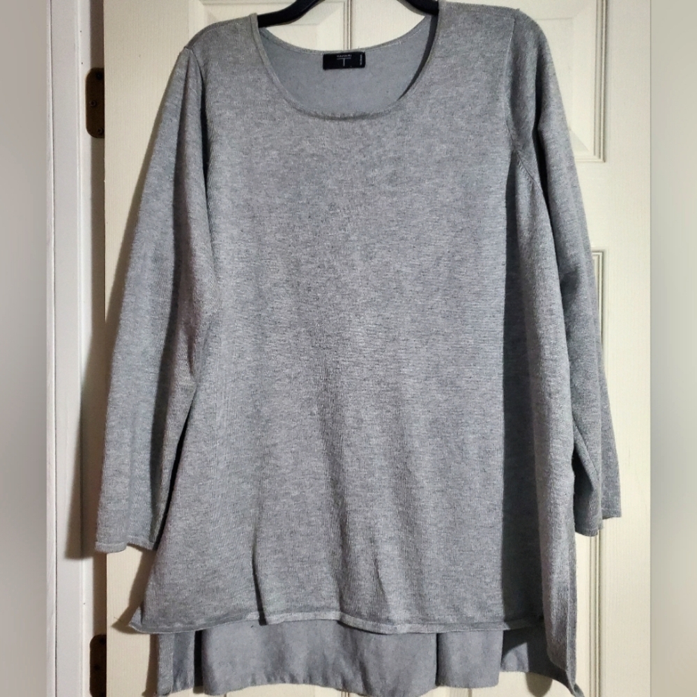 Tahari Women’s Long Sleeve Gray Tunic Sweater Size 1X